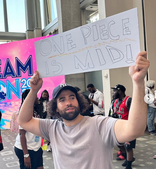 Gabe (@Smilebomb)